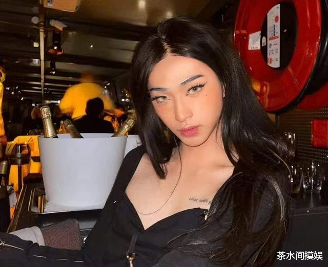 |催熟、缺爱、不正经？几位父母离异的星二代，其实没那么“不堪”