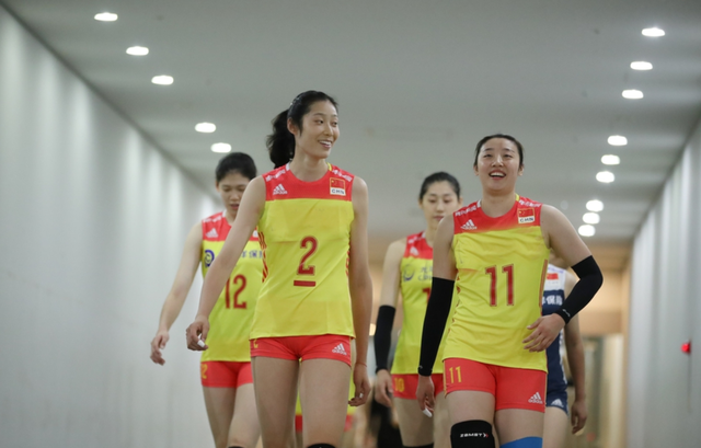 朱婷|朱婷获意甲豪门合同！瓦基弗银行引援迟缓，女排队长有望再度留洋