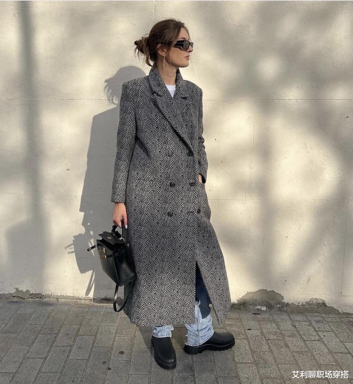 营养师|冷烟灰大衣好帅，3个搭配方法提升穿衣质感，日常时尚穿出来