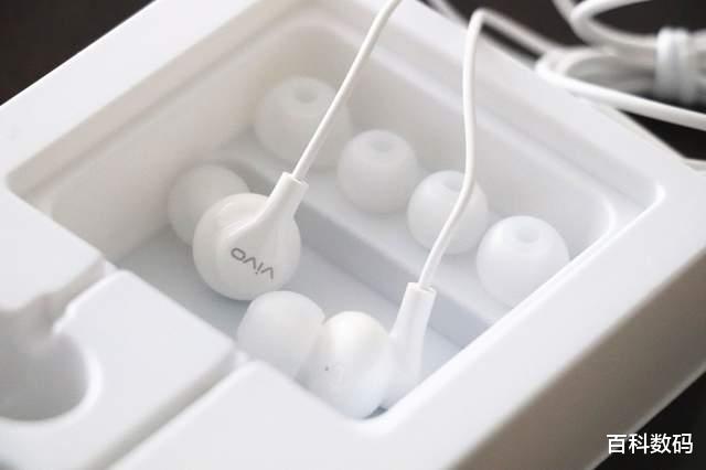 耳机|性价比影音娱乐好选择，vivo XE110原装耳机体验