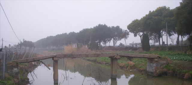 2011年，上海一座百年古桥失窃，公安最终通过四个数字破案