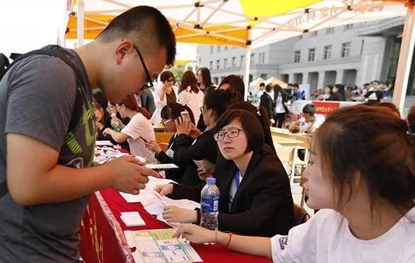 |考研也有“天坑专业”，看似热门实则开始走下坡路，学生要慎选