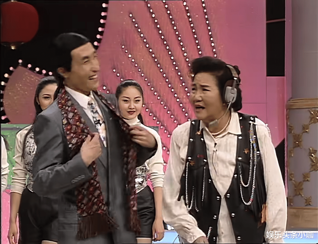 春晚|十几亿人捧出来的国产之王，如今怎么年年挨骂？