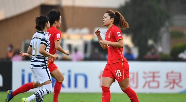 中国女足|3-2，夺冠了！世界第19大爆发，51%控球+狂轰12脚，创11年纪录