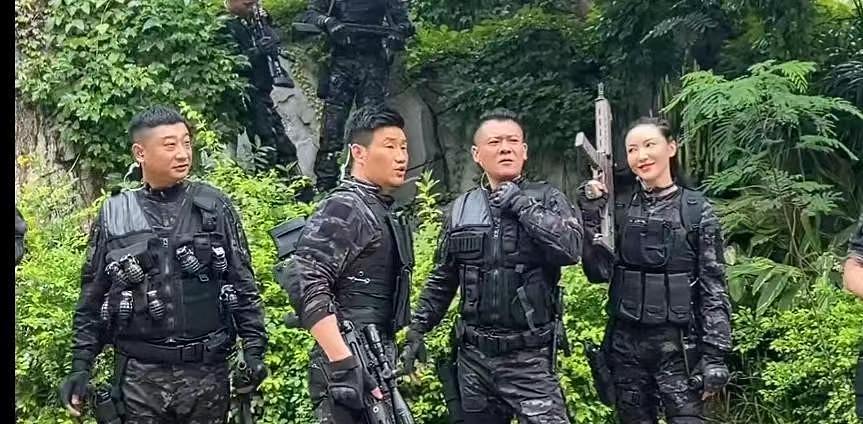 谢孟伟|嘎子自曝投6个亿演硬汉，新戏拍摄花絮流出，却遭嘲讽鬼子进村了