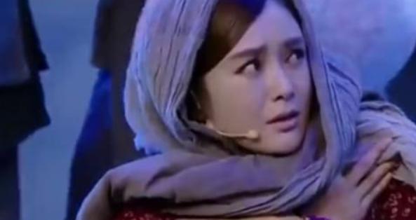 向佐|“单身富婆”秦岚:开百万豪车住千万豪宅,曾为黄晓明赔偿1000万