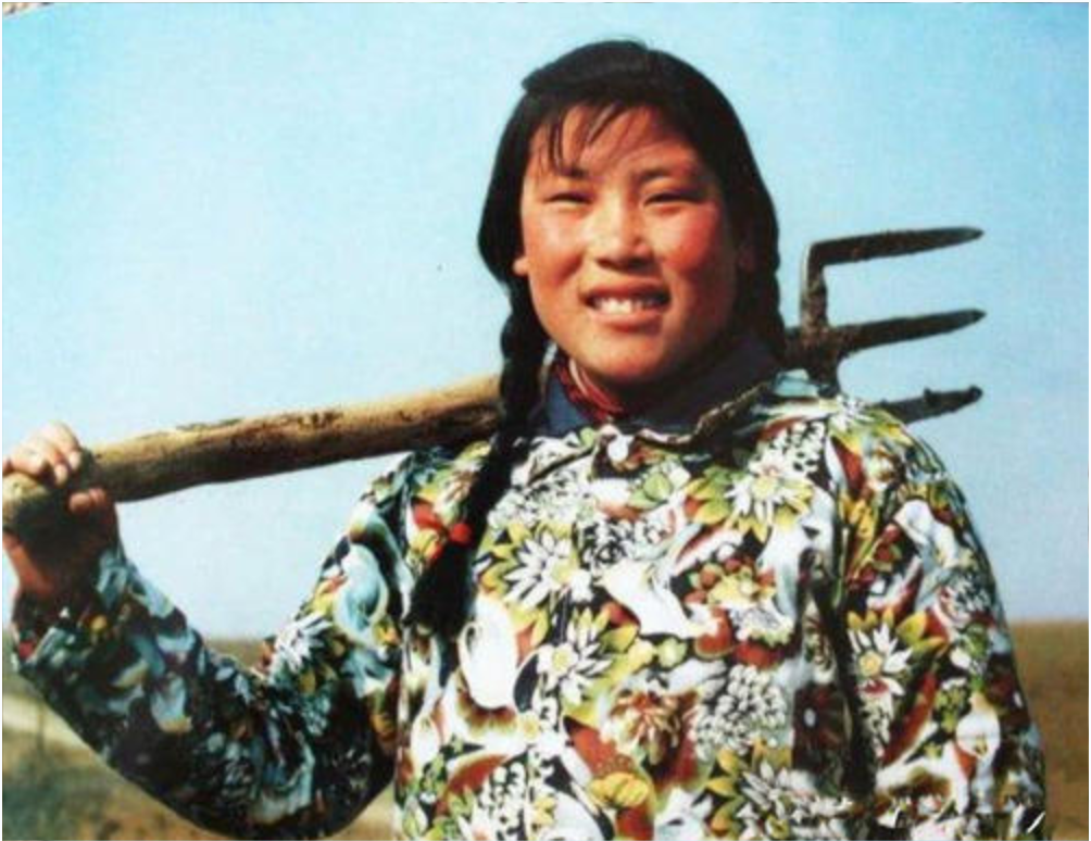 1977年女子捡到中国最大钻石,交给国家获奖千元,20年后贫病交加