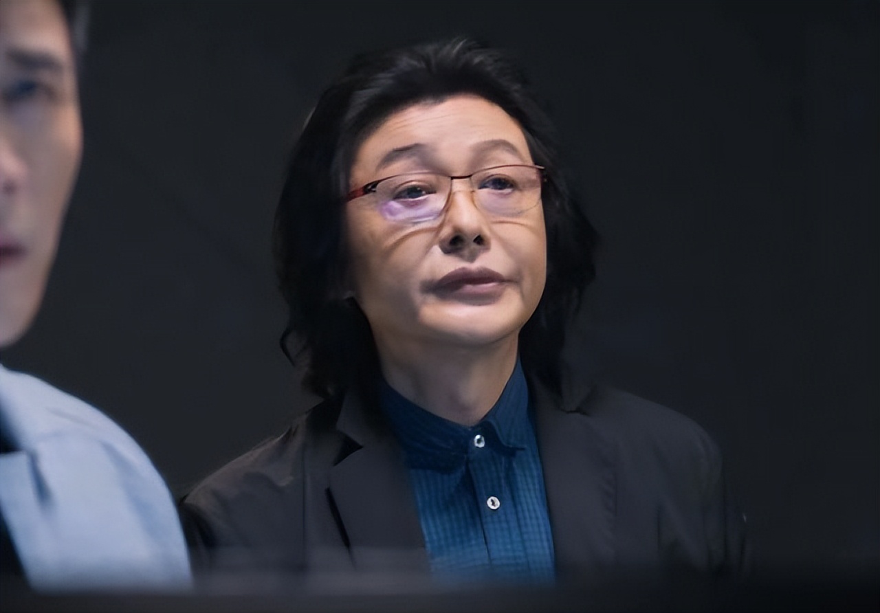 主持人|消失的央视春晚主持人：投资失败，情史复杂，直播带货，命运唏嘘