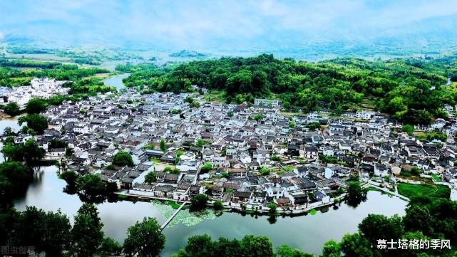 公共服务|全球最美的15个小镇，随便挑几个，跟着心爱的人一起私奔吧