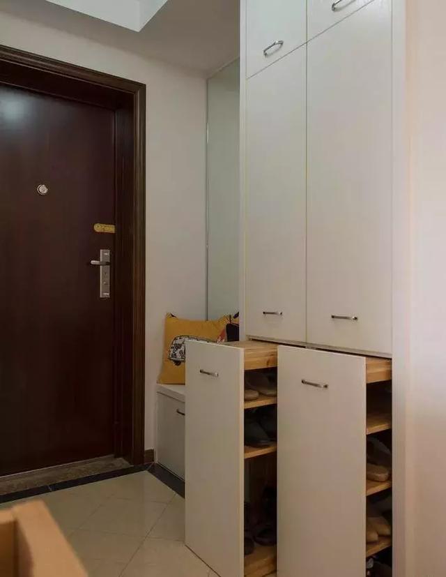 还在买成品鞋柜?把鞋柜做成入墙式,实用美观两不误!