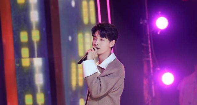 爸爸去哪儿|德云社相声春晚上演，秦霄贤节目被指抄袭，节目组已将视频下架