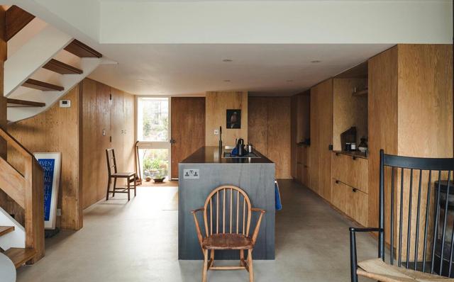 日常的优雅，其实没那么难！一把摇椅，一架书，一杯酒，足矣！