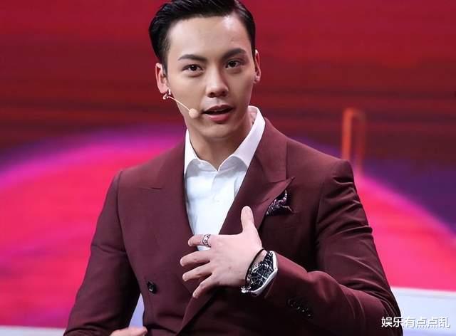 陈伟霆|刘德华调侃谢霆锋: 去你餐厅吃饭, 免费行吗? 陈伟霆的反应笑翻全场