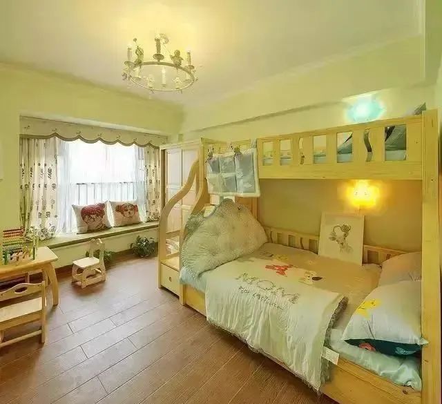 第一次去朋友家,进门就看到他家的客厅设计太漂亮,好想照搬回家