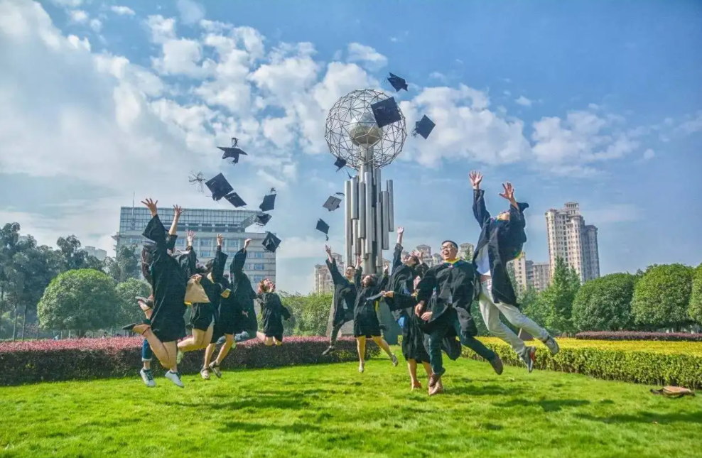 特斯拉|“我也想有情怀,但他给得太多”,特斯拉打脸了国内多少企业?