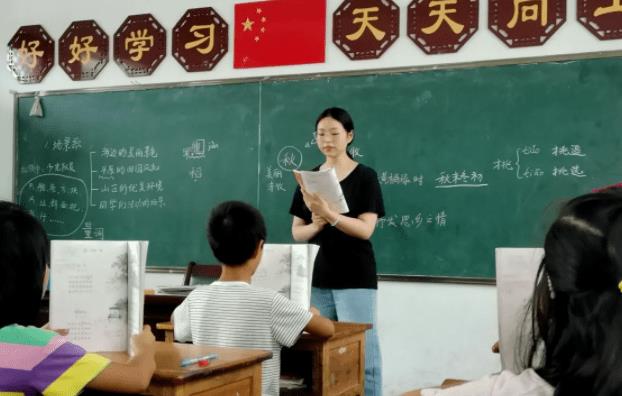 教师|某县城高中招聘教师,47人面试,却只来了12人,原因让人无法反驳