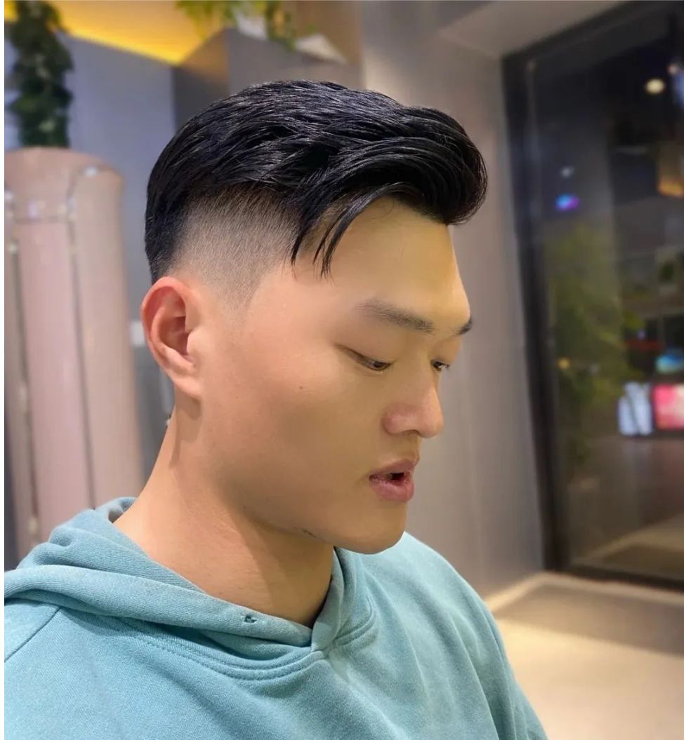 刘海 年轻男士发型这样剪,帅气还有型,容易找对象