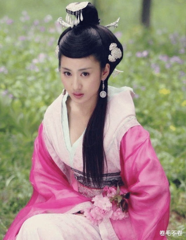 黄圣依|“大长脸”也好看的8位女星，个个明艳大气，高级感十足