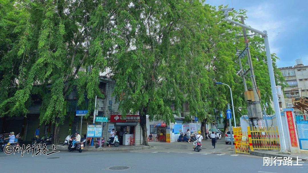 三亚|三亚商品街，每一条巷子都能让人流连忘返