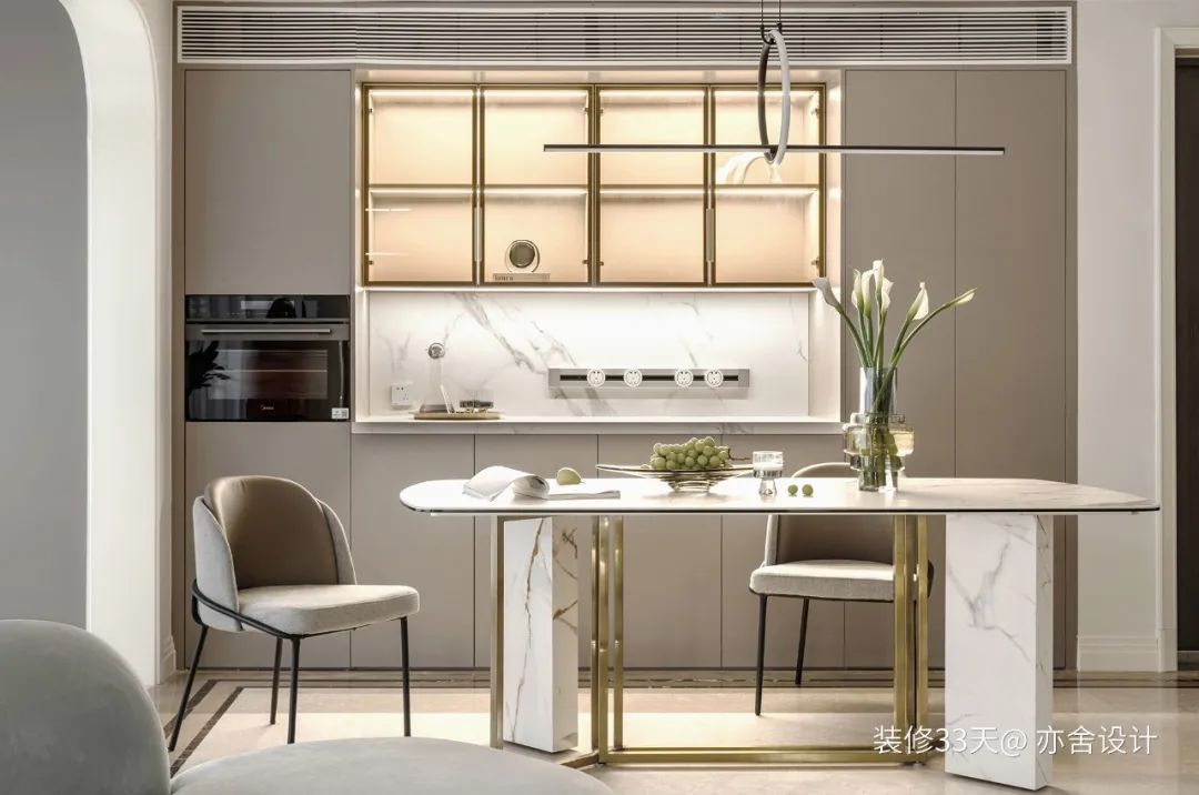 装修设计:156平软装改造,现代轻奢四室