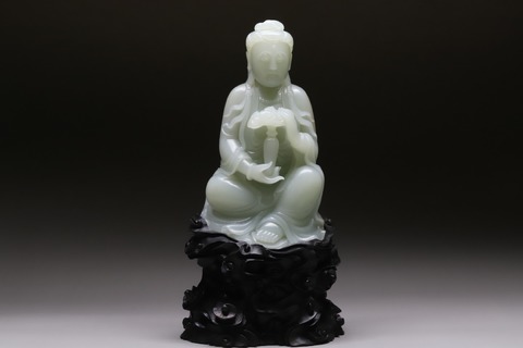 和田玉籽料|和田玉籽料“观音菩萨”座像