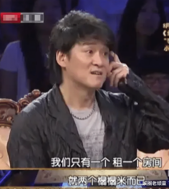 周华健|周华健与儿子同框，因长得太成熟，一时竟分不清谁是儿子谁是爹