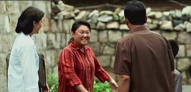 父母爱情|《父母爱情》王燕凤为何后来又回村了？没把握住机会，太可惜！