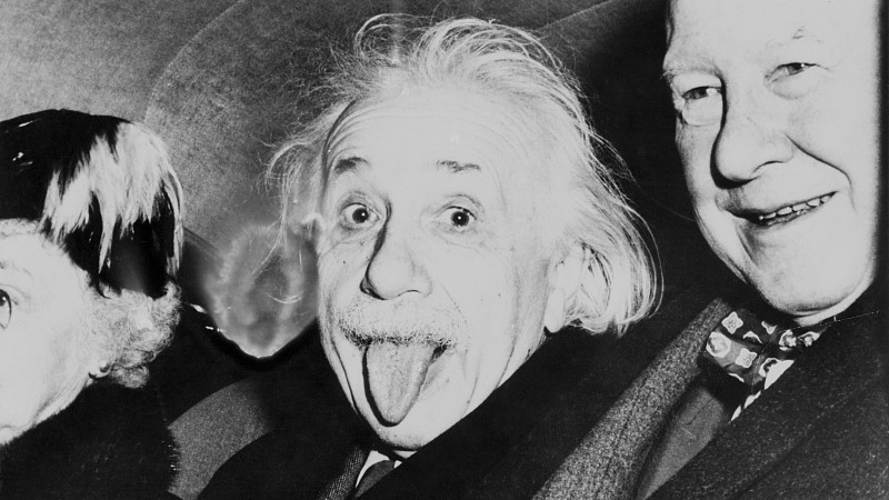 爱因斯坦“错了”，这个世界就是“绝对”的存在