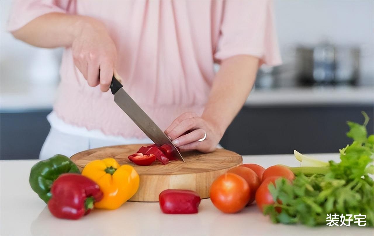 不管抠不抠门,家里这5种用品都要定期更换,小心影响“健康”!