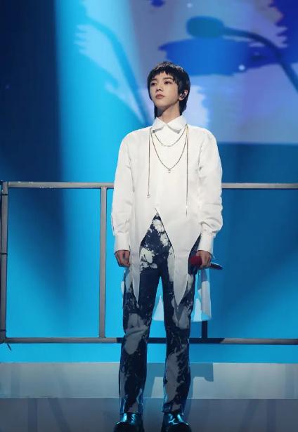 华晨宇|华晨宇好资源应接不暇，却成“万人嫌”？真实原因曝光