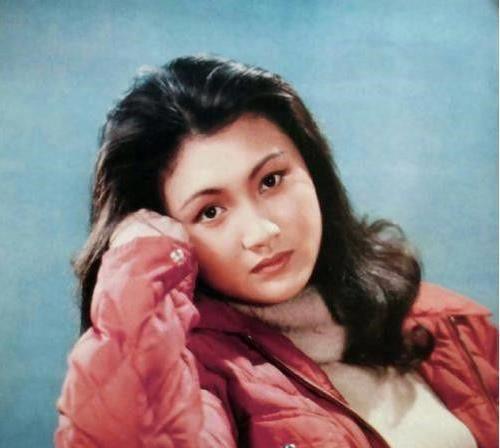 林芳兵|80年代第一美女，因长相太美被人算计，丈夫用632封情书追到手