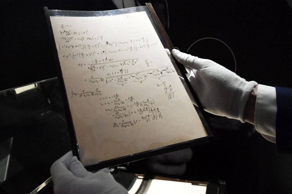 罕见！爱因斯坦罕见手稿问世，记录天才的大脑
