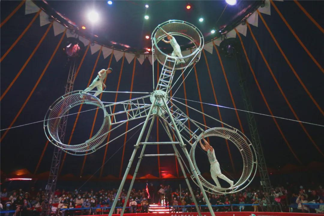 欧洲|当情人节遇到元宵节，竹泉村·红石寨还可以这么玩！