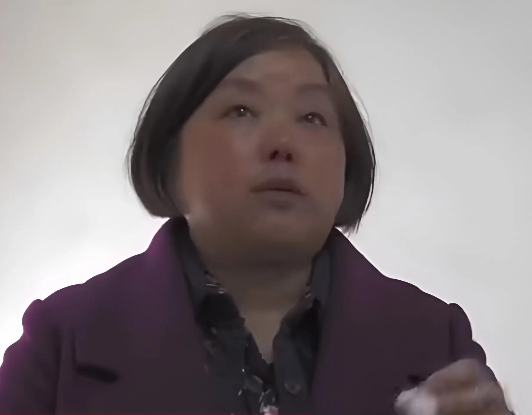 82岁老人给儿子两栋楼,却让女儿养老,直言不想麻烦儿子