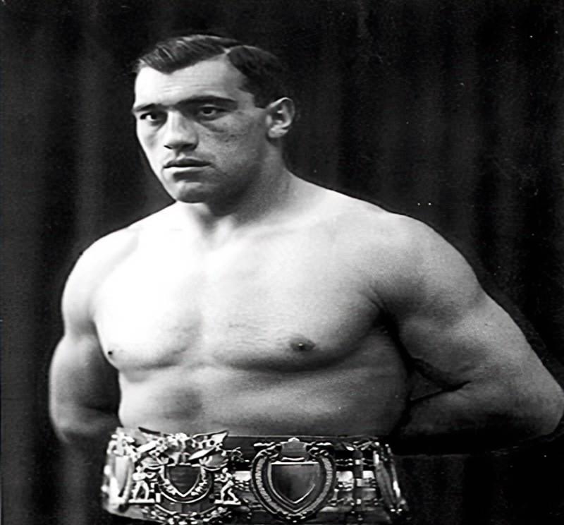 生肖|盘点职业拳击历史上最重的十位世界拳王（第五到第一）