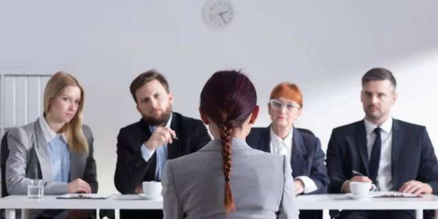 |硕士生进事业单位，工作内容都是跑腿，当知道领导学历后不淡定了