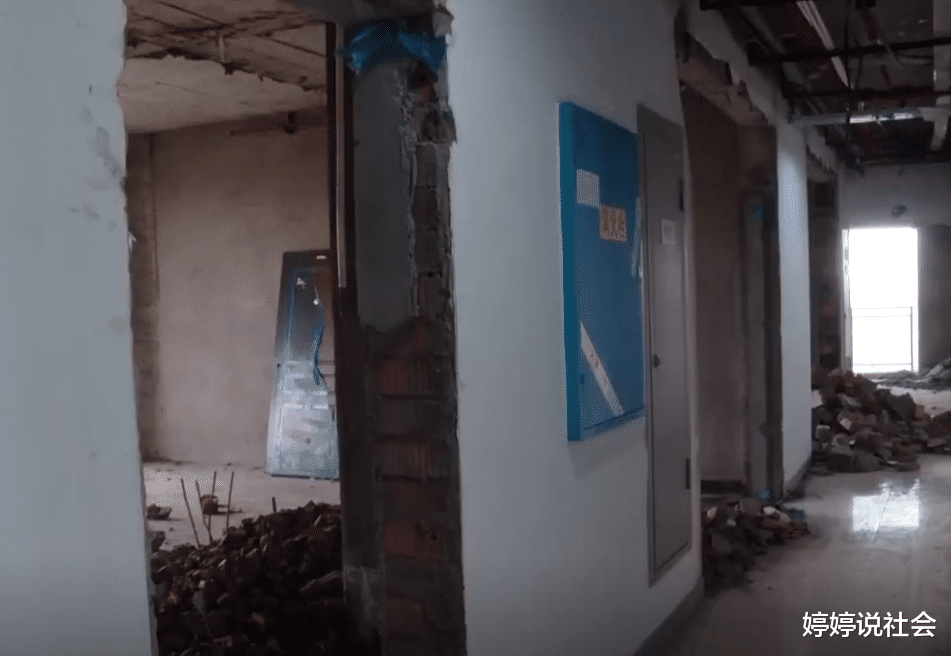 湖南一业主豪买21套公寓,全部打通搞装修,邻居得知后不淡定了