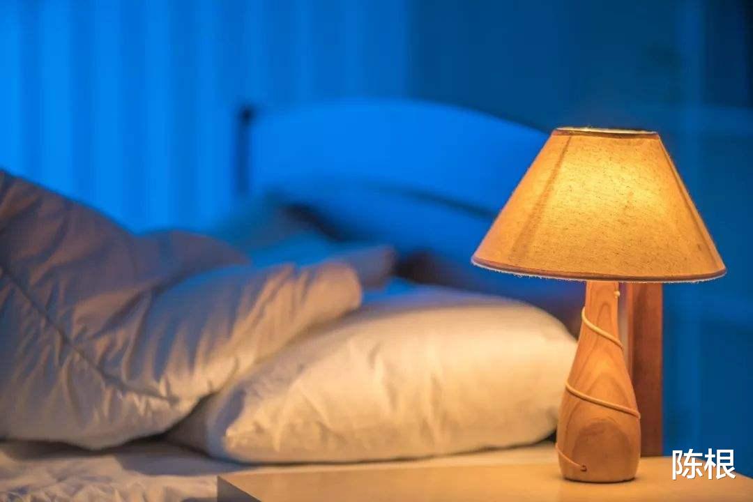 陈根：夜灯入睡，习惯可以改了