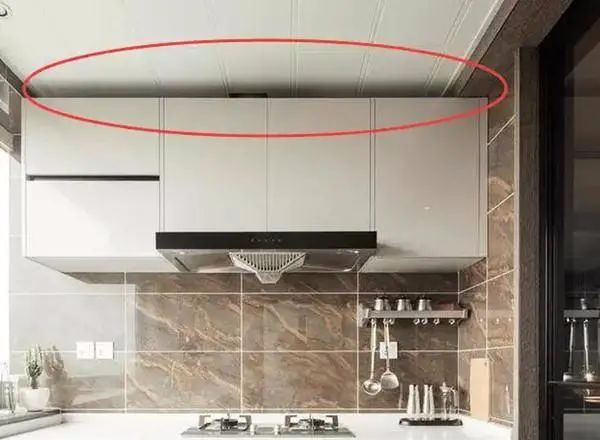 橱柜别做到顶了，又高又占空间，装完就后悔！