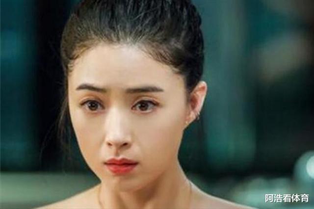 闫妮|蒋欣的腿，闫妮的臀，小S的嘴，这10位颜值被严重低估的女明星