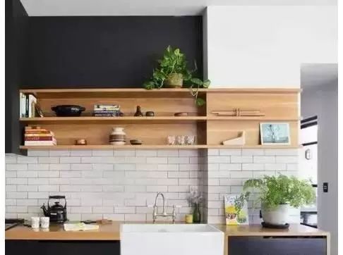 媳妇说把厨房吊柜拆了,装修完,为此发火的我,乖乖跪搓衣板!