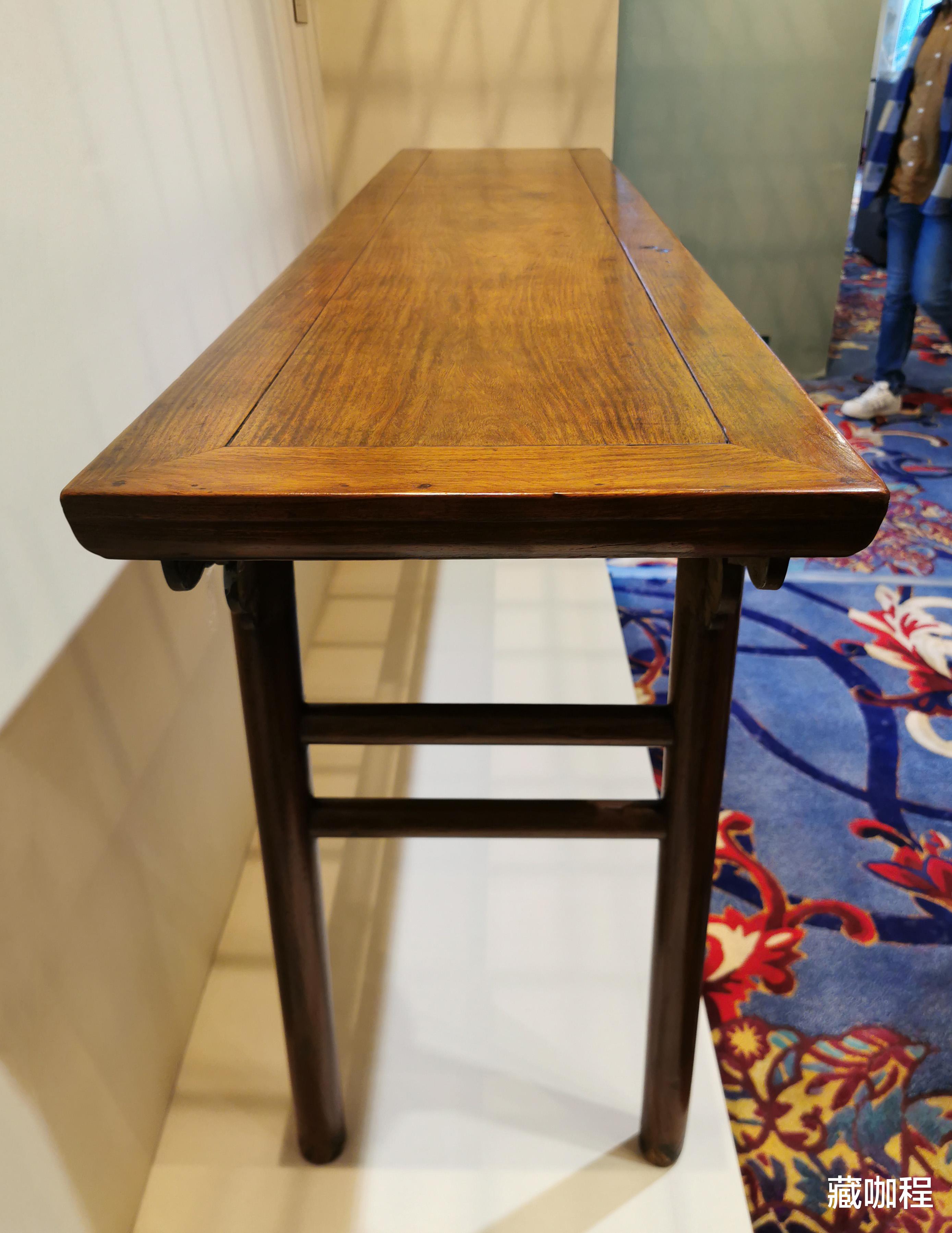 案底|无侧牙左右通透,黄花梨平头案底披麻挂灰