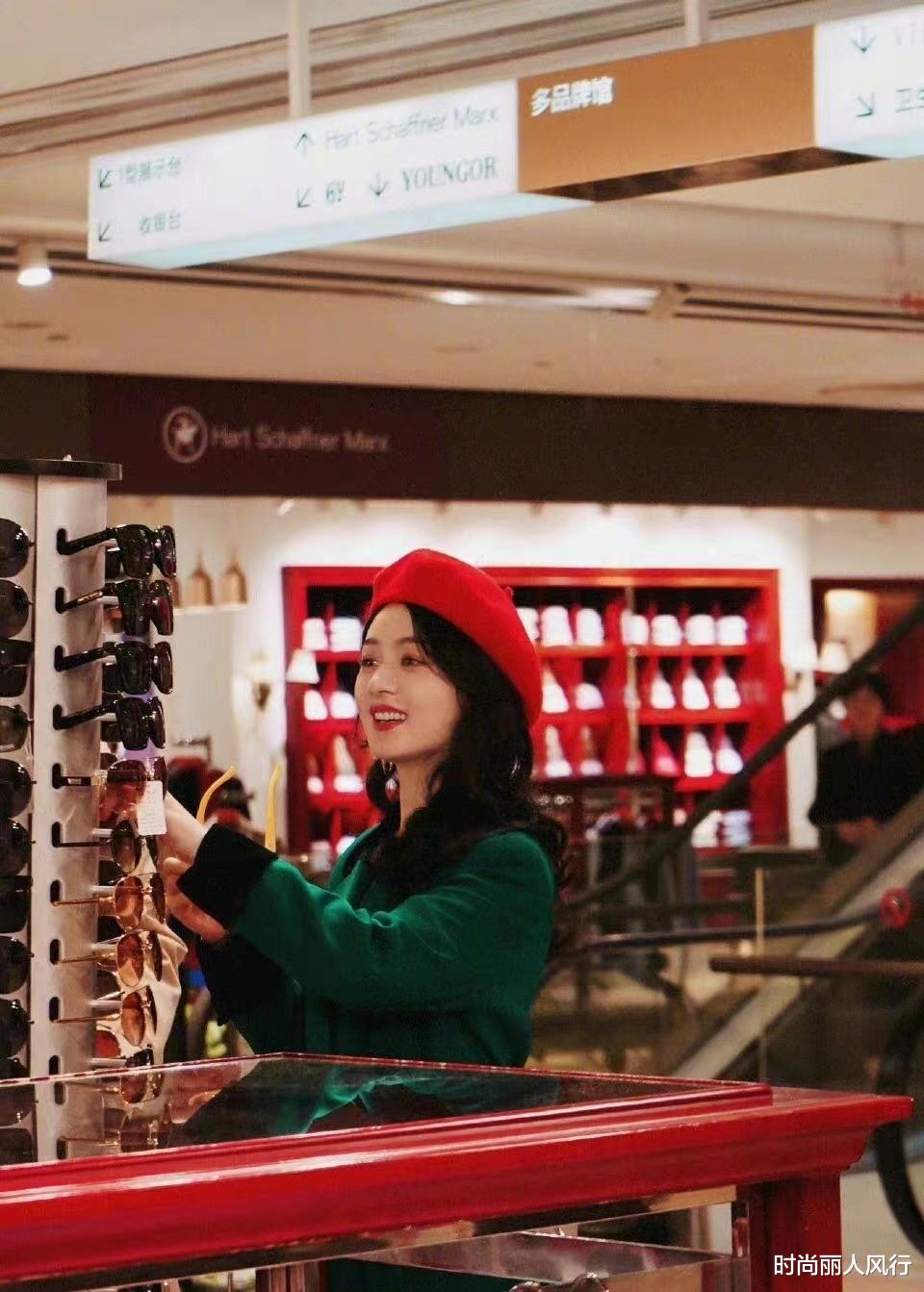 赵丽颖|赵丽颖新剧终于杀青！首张剧照曝光造型封神，穿黑色大衣美的冷艳