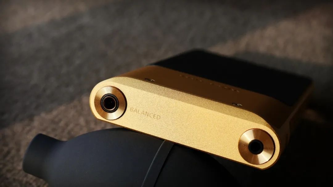 索尼|将门虎子黄金甲——索尼WM1ZM2二代金砖播放器