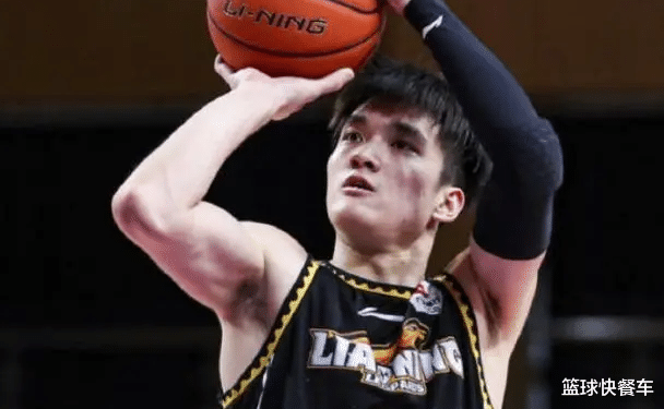 郭艾伦|CBA最大的笑话！0分0板之人冲FMVP 郭艾伦竟还输给他了