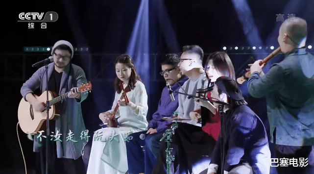 春晚|央视网络春晚：周深好治愈，周笔畅尚雯婕又玩时尚，谭松韵表情绝了