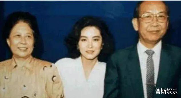 林青霞|林青霞妹妹：长相平平让姐姐自卑，无缘娱乐圈定居国外当家庭主妇