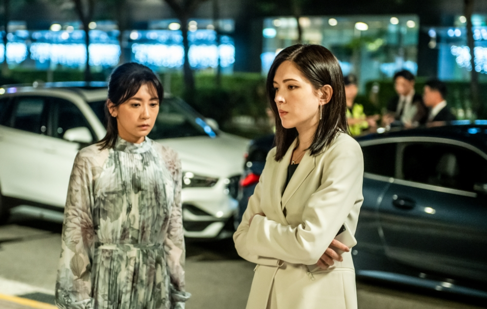 保安|许玮甯《她和她的她》,凶手就在眼前,她却毫无办法