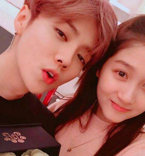 鹿晗|许魏洲官宣领证结婚，邓超发文祝贺，鹿晗无辜躺枪