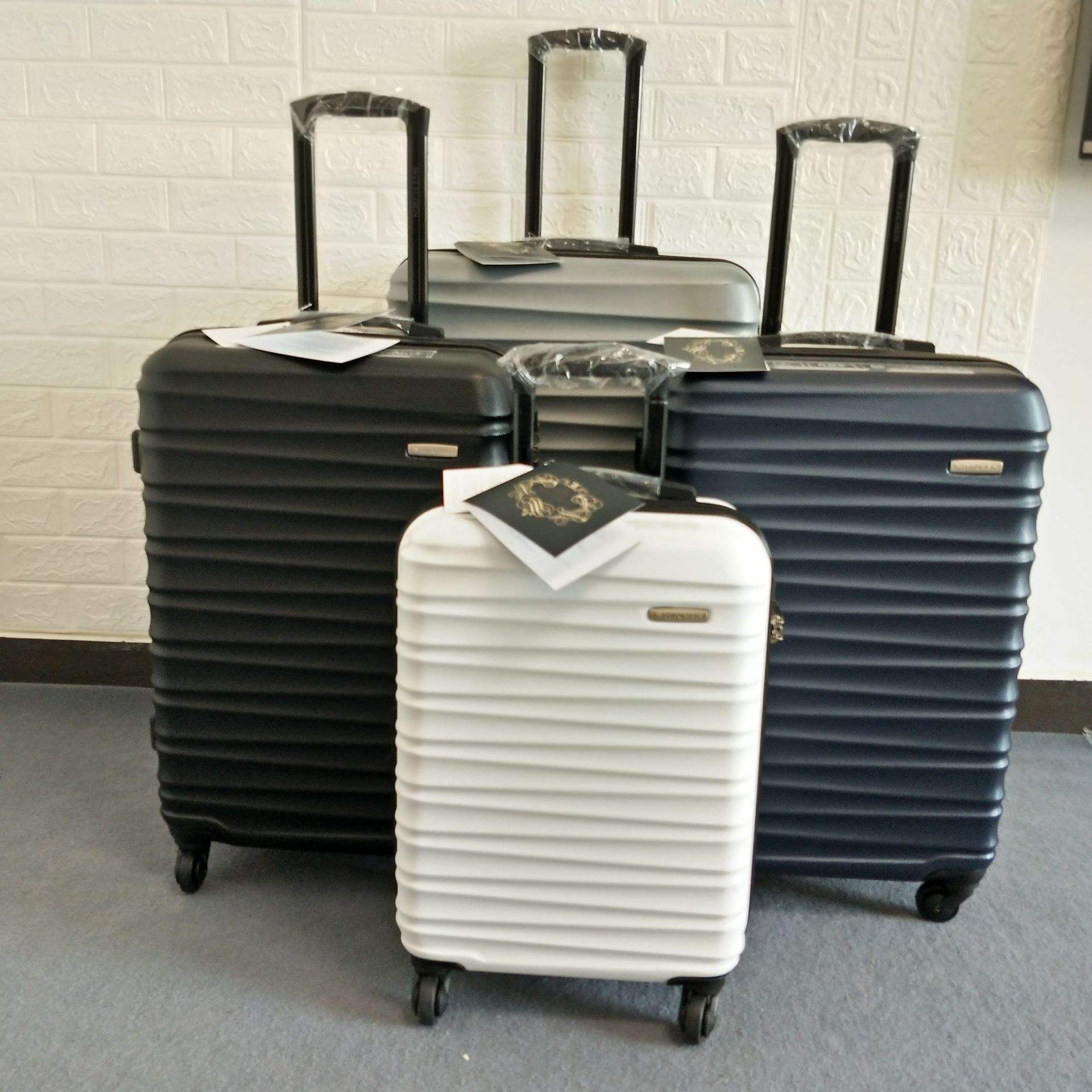 旅行|一个人旅行，用行李箱好，还是大背包好？